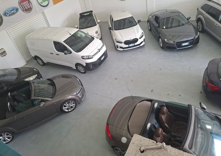 dealer showroom